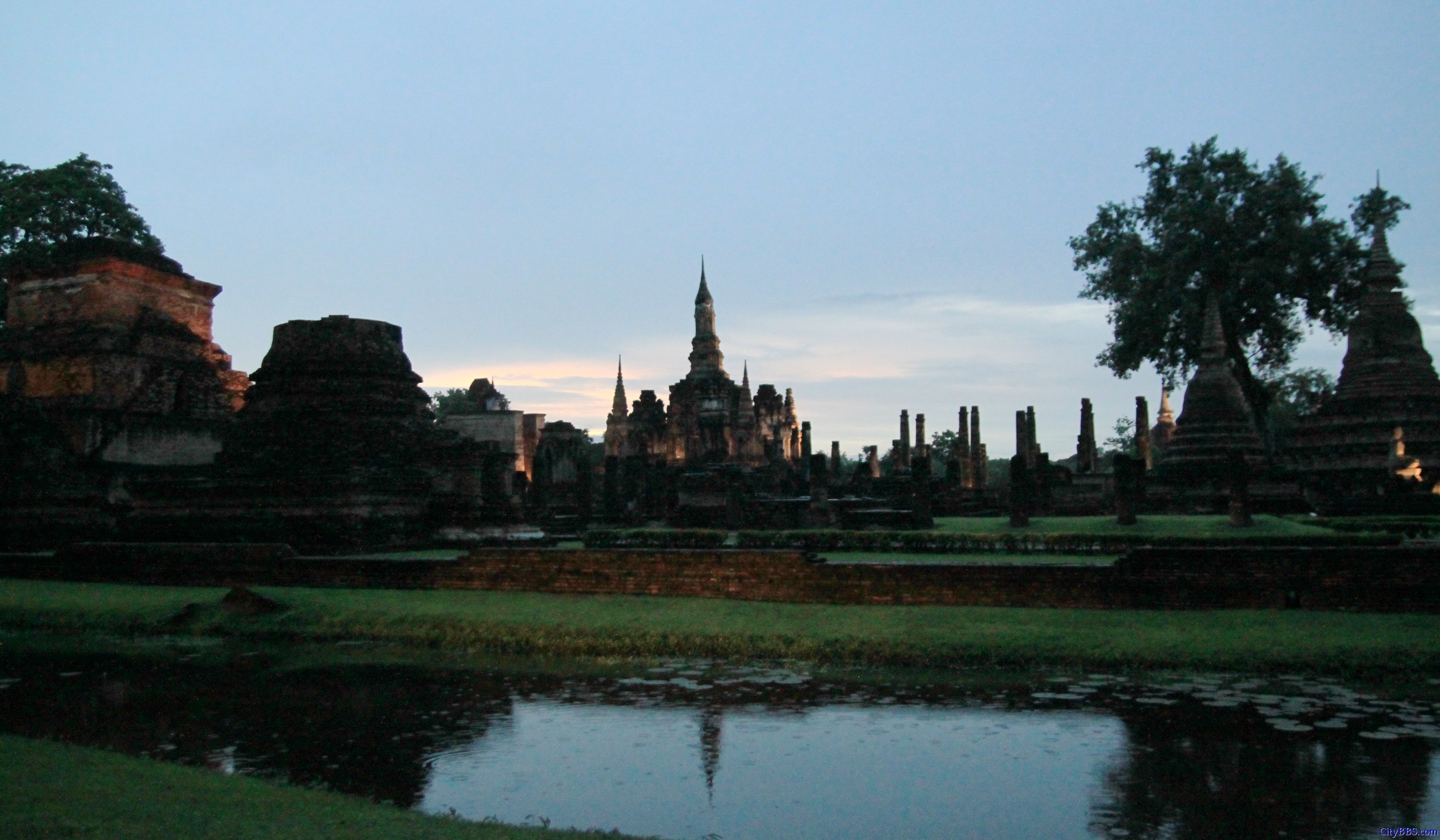 素可泰历史文化公园（SUKHOTHAI HISTORICAL PARK）