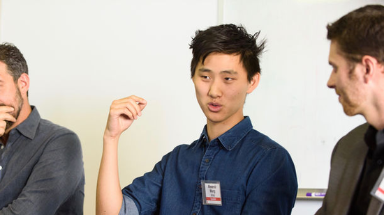 19岁华裔天才辍学MIT创办AI独角兽市值73亿美元