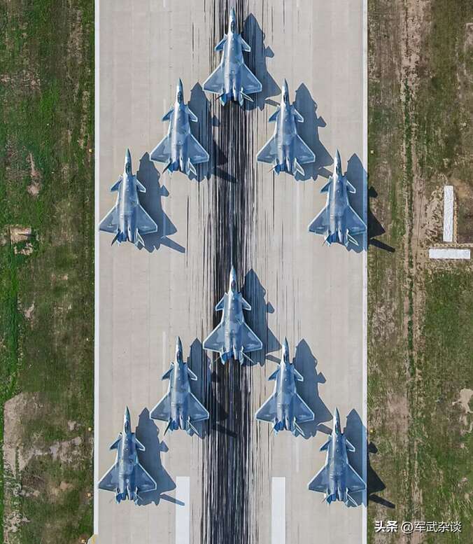 中国战机