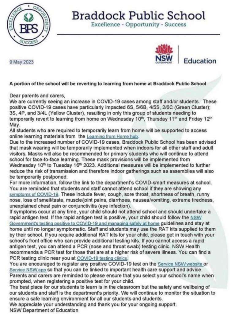 学校选择恢复网课的原因是因为感染新冠的学生人数不断增加