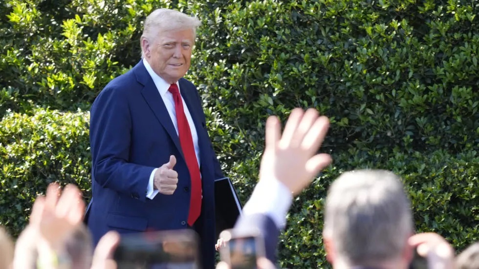 美国总统特朗普重返白宫百日