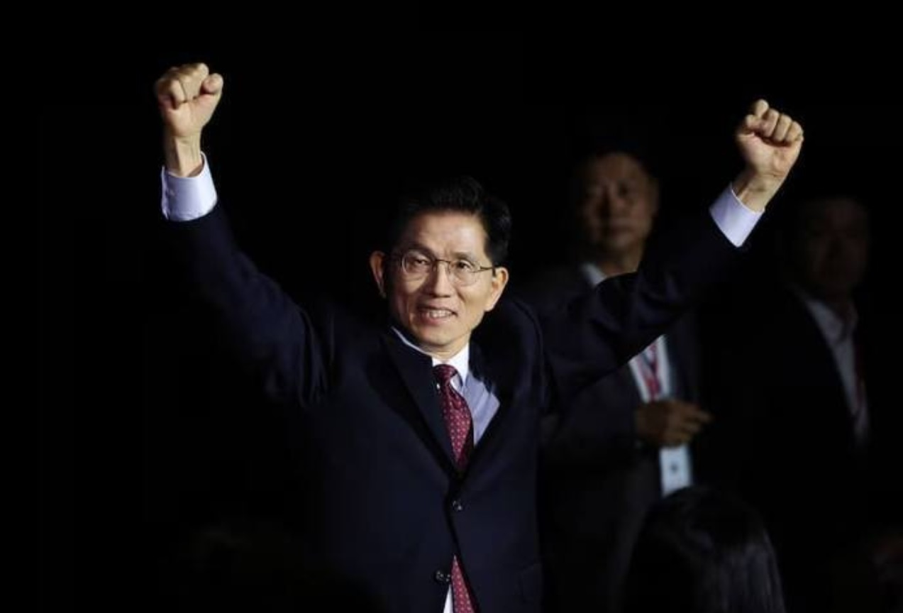 韩国前劳动部长金文洙